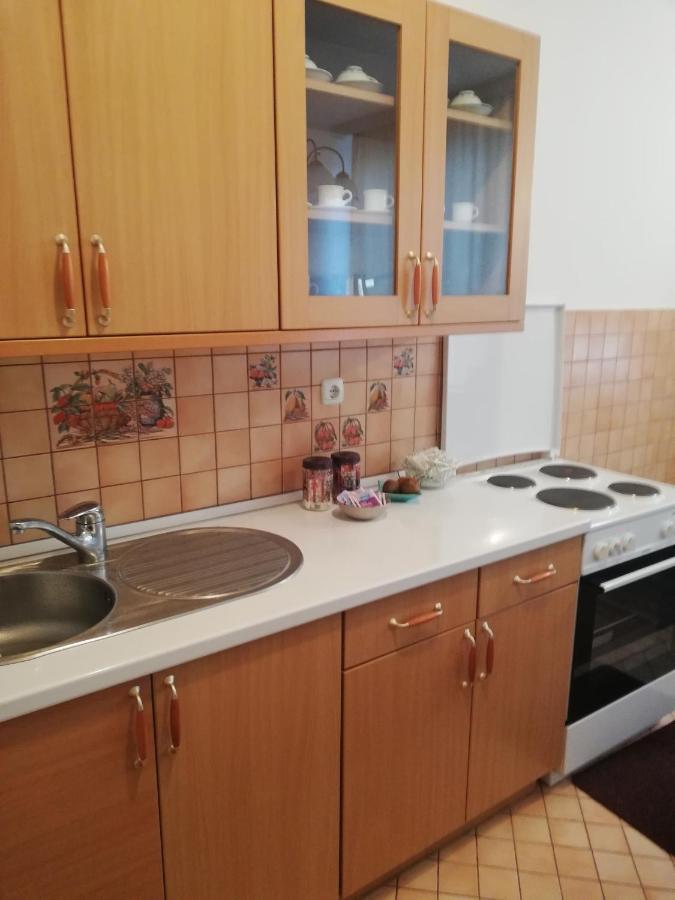 Apartment Sarah บีฮัช ภายนอก รูปภาพ